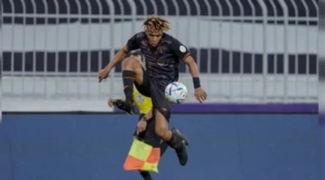 صفقة كبرى.. فواز الصقور يعود إلى صفوف الشباب السعودي قادمًا من الاتحاد